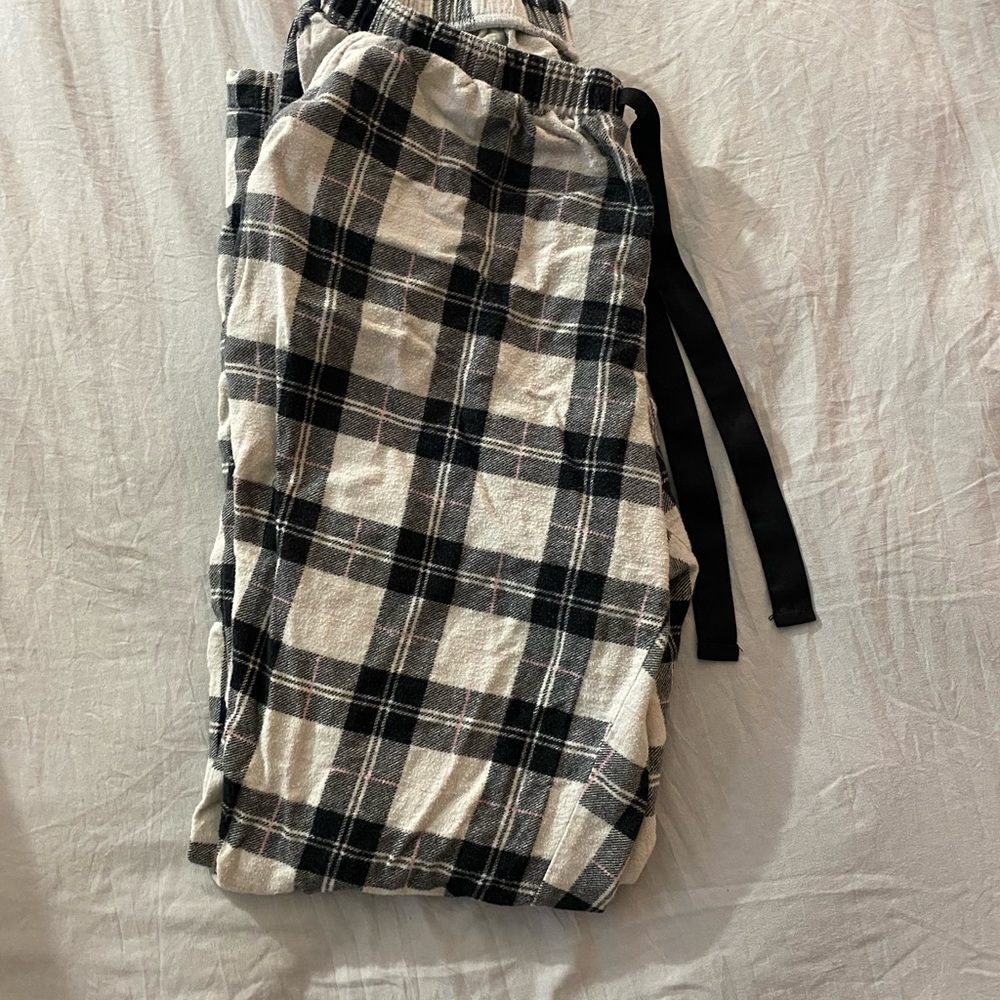 Forever 21 Pajama Pants. Size S